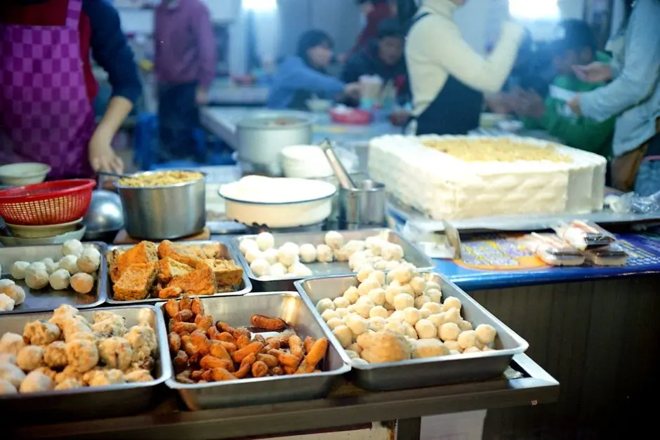 Kue Pinyaram, Jajanan Khas Enak dari Arosuka yang Bikin Kangen